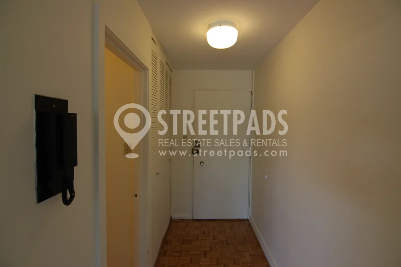 1455 Commonwealth Ave, Brighton