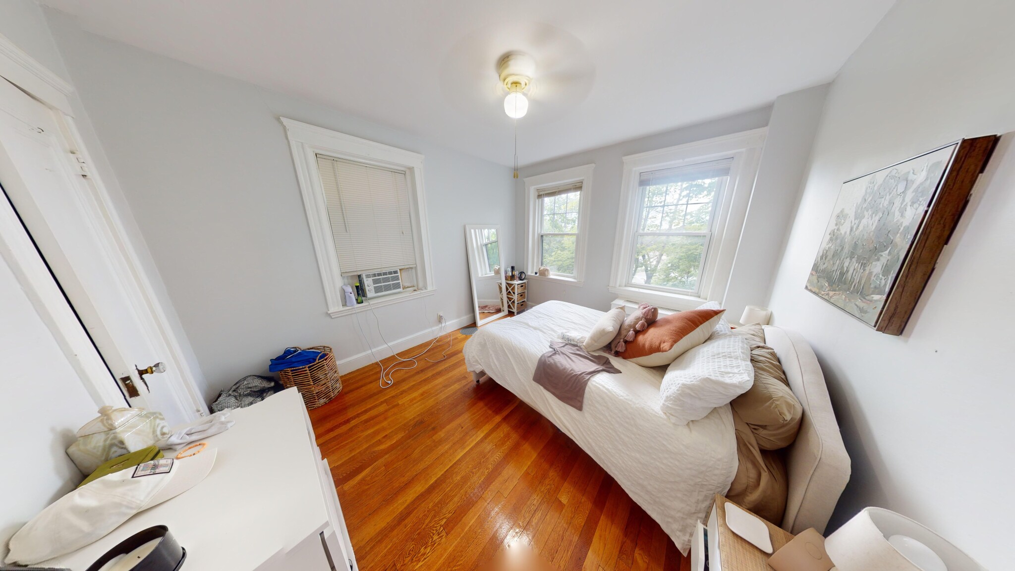 1999 Commonwealth Ave, Brighton