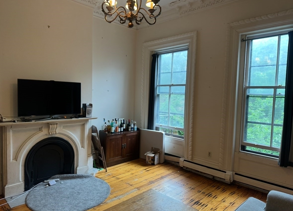 519 Massachusetts Ave, Roxbury