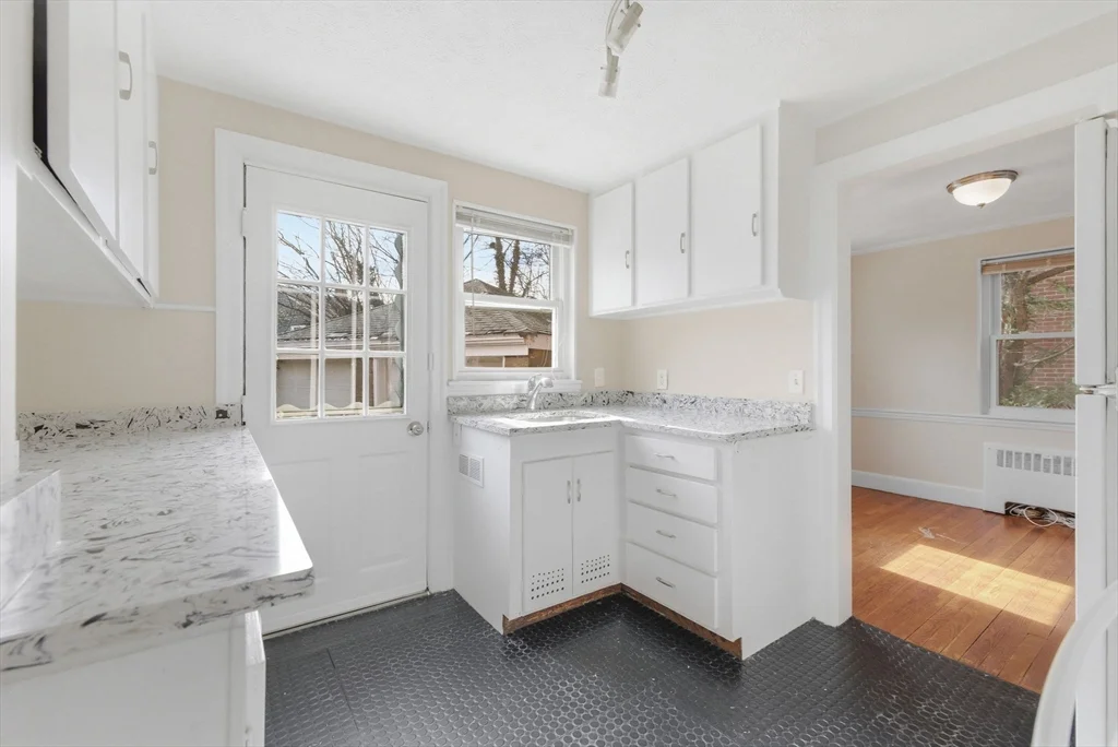 18-20 Payne Rd, Newton