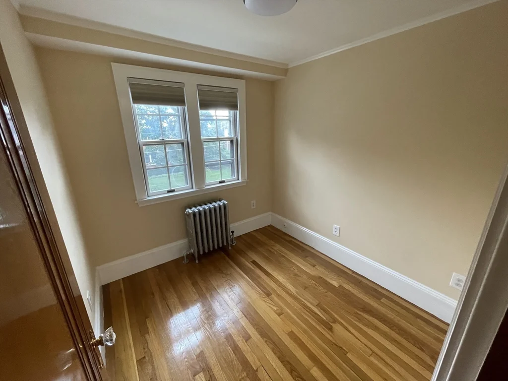 23 Richardson Rd, Belmont