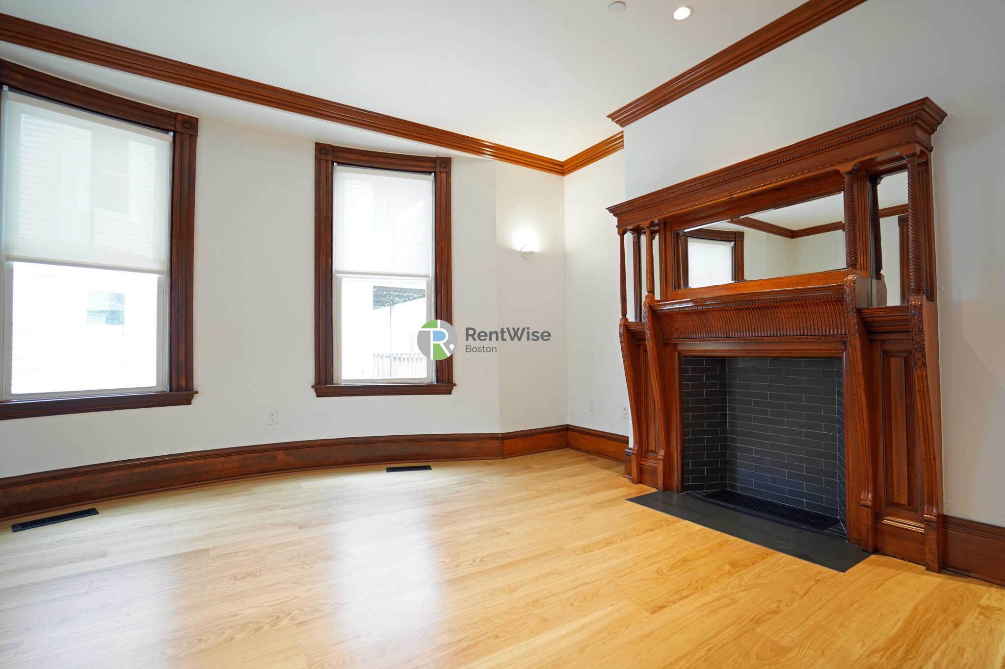 83 Gardner St, Allston