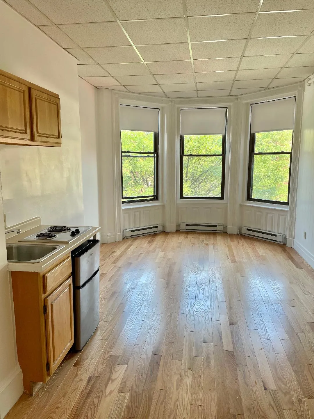 248 Newbury St, Back Bay