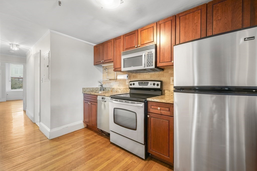 230 Beacon St, Back Bay