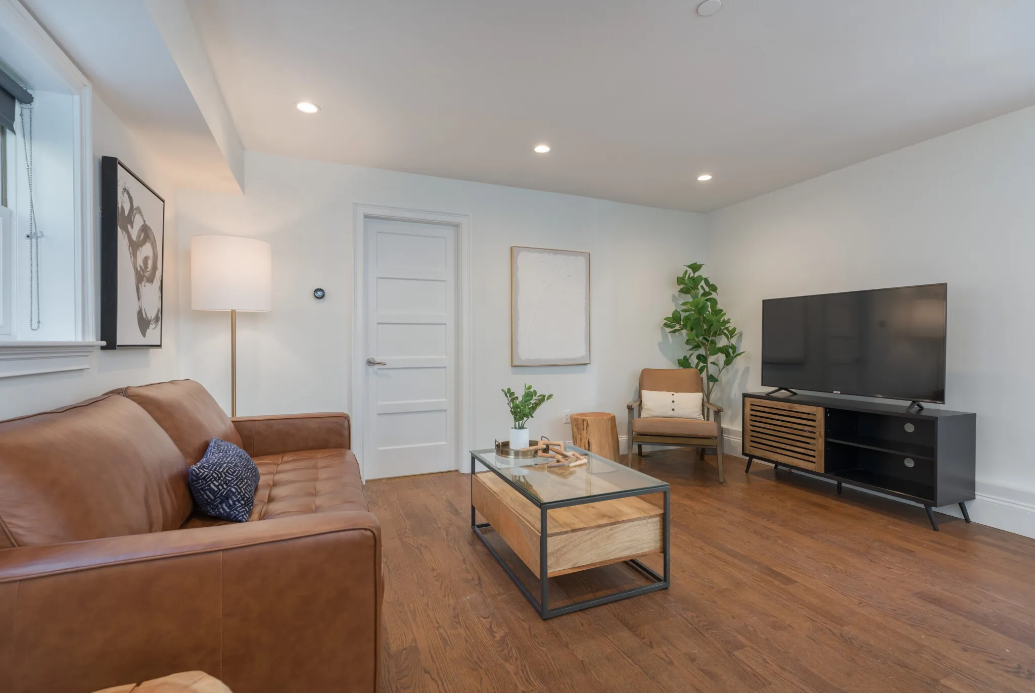 117 Centre St, Roxbury