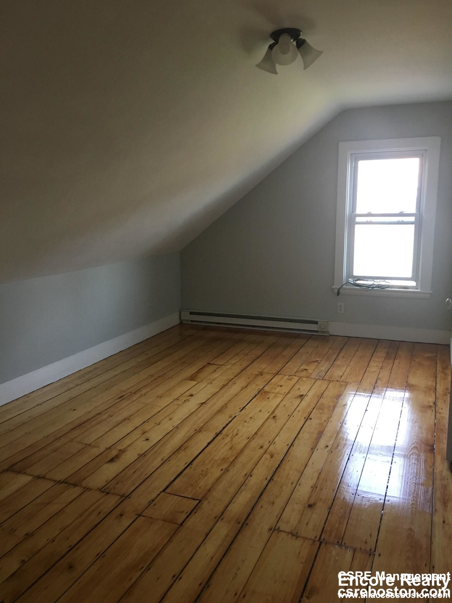 10 Saunders St, Allston