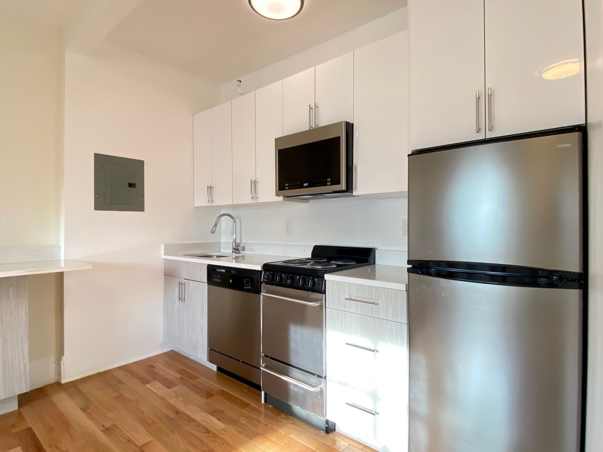 Studio bed, 1 bath apartment for rent at 92 Charles Unit 51A, Beacon Hill — photo 32 of 43