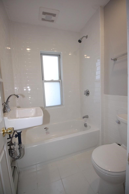 12 Albion Pl, Charlestown