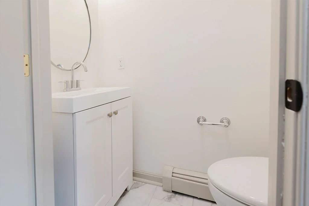 2591 Washington St, Roxbury