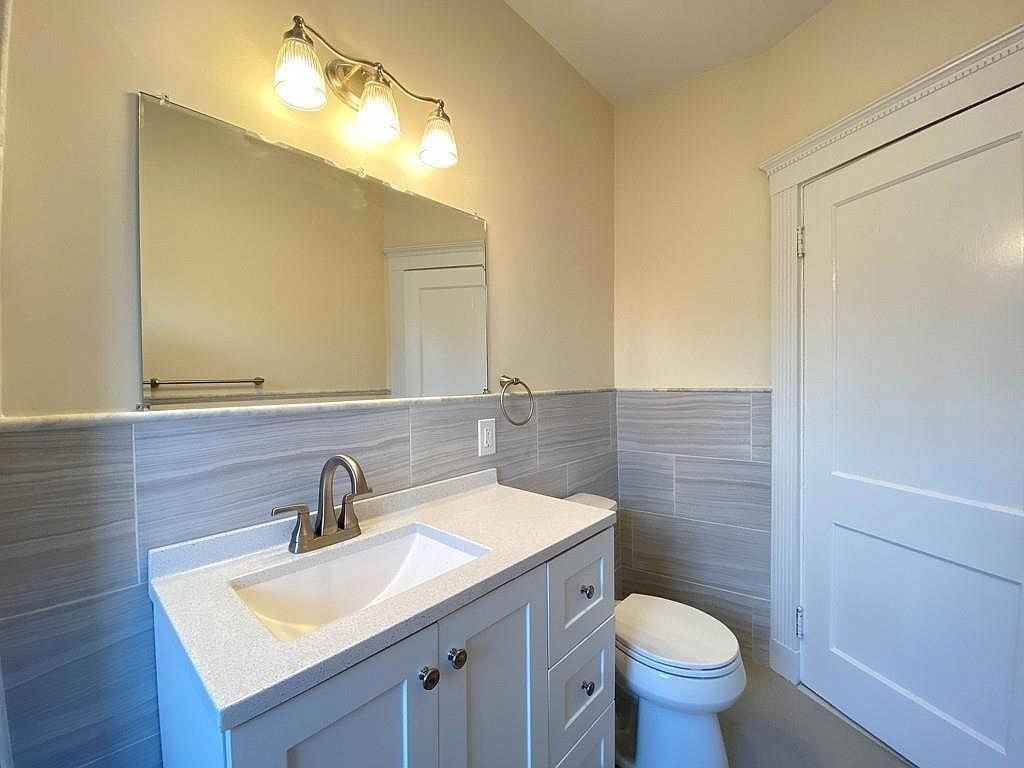 797 Washington, Brookline