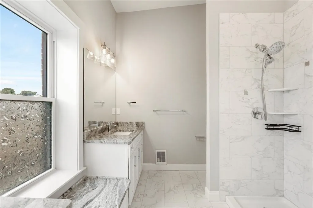 30 Main St, Tufts University