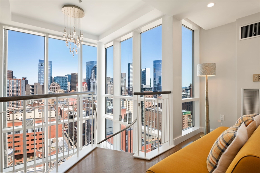 1 Nassau St, Chinatown