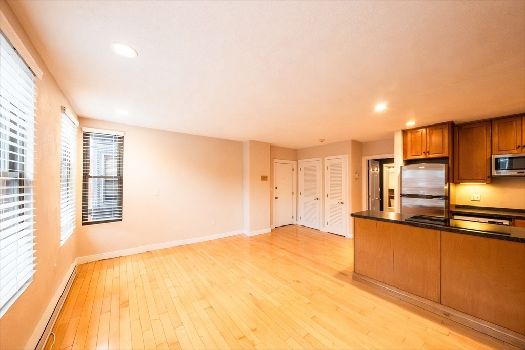 8 Battery St, North End