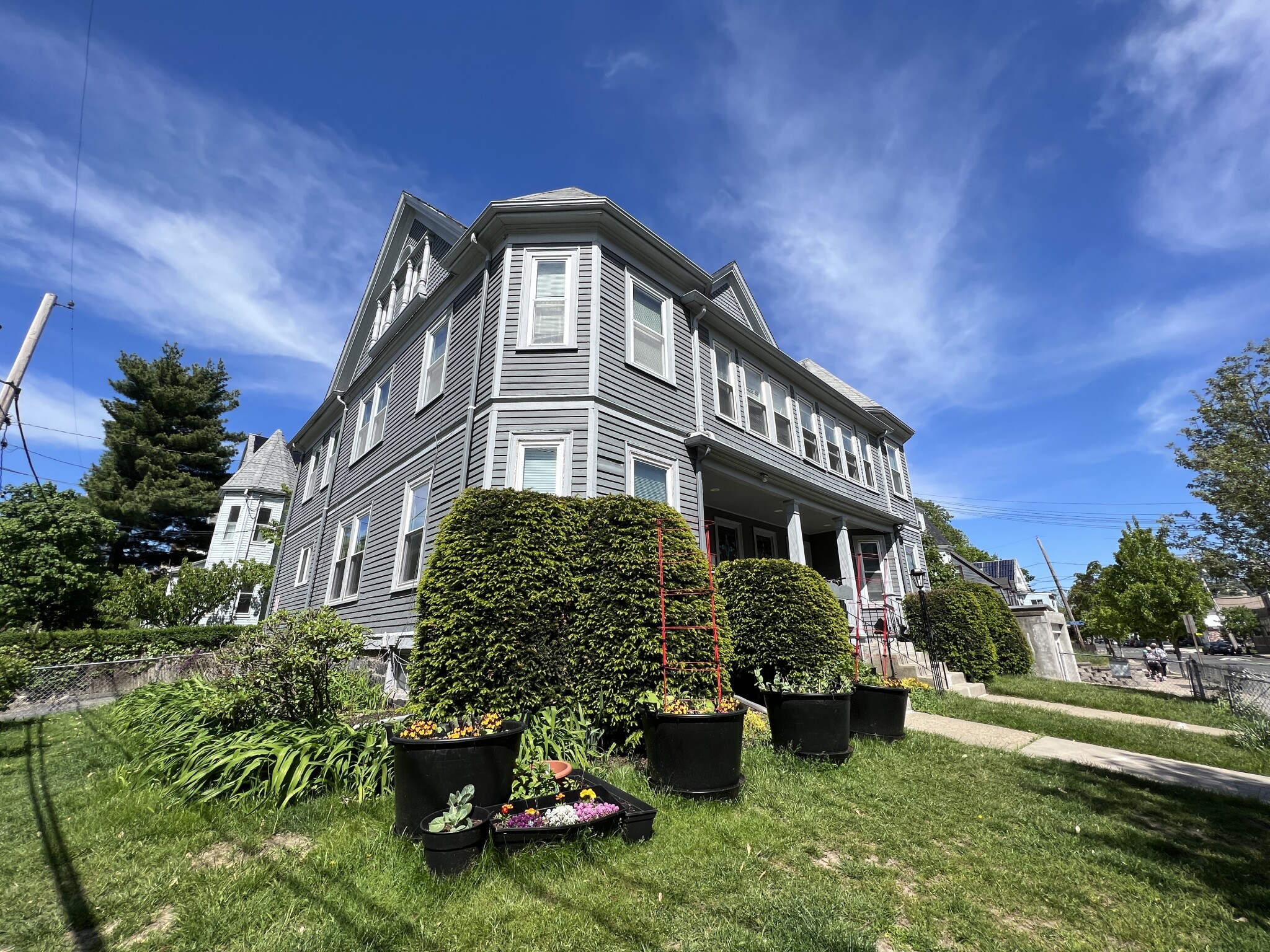 87 Morrison Ave, Powder House Square