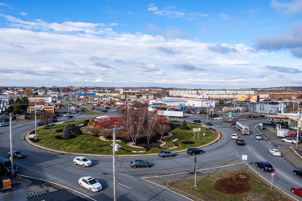 450 American Legion Highway, Revere