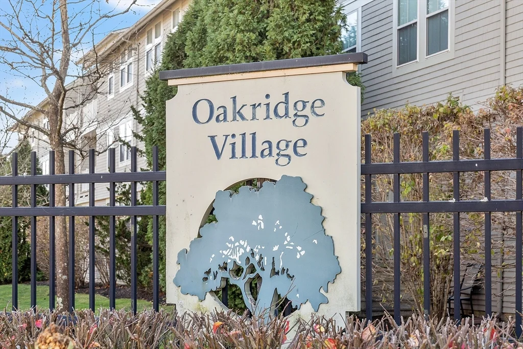 3 Harvest Dr, North Andover