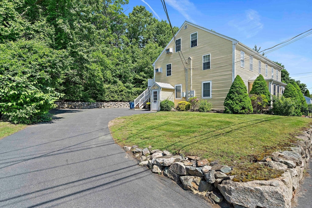 238 Neponset St, Canton