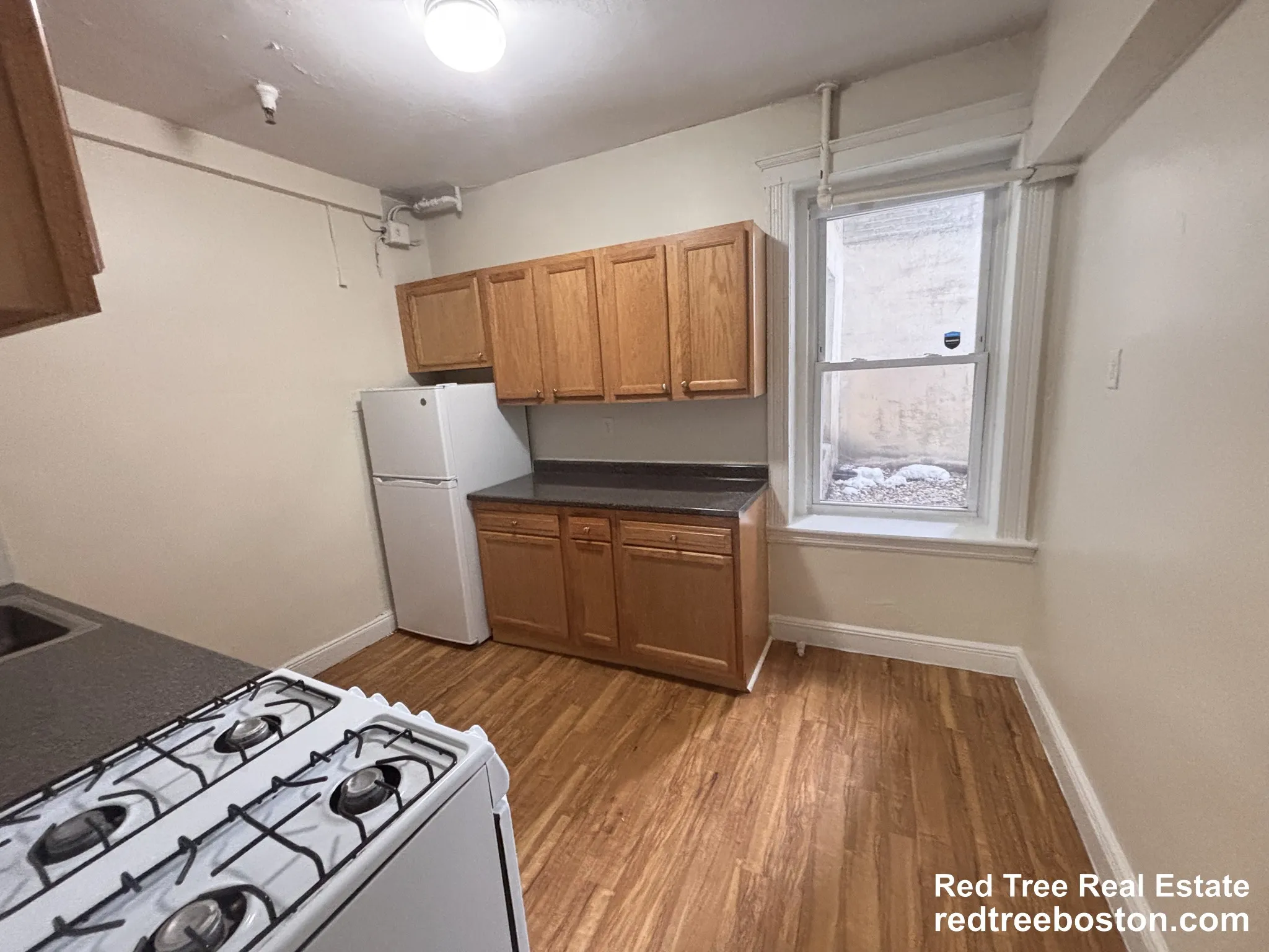 1810 Commonwealth Ave, Brighton