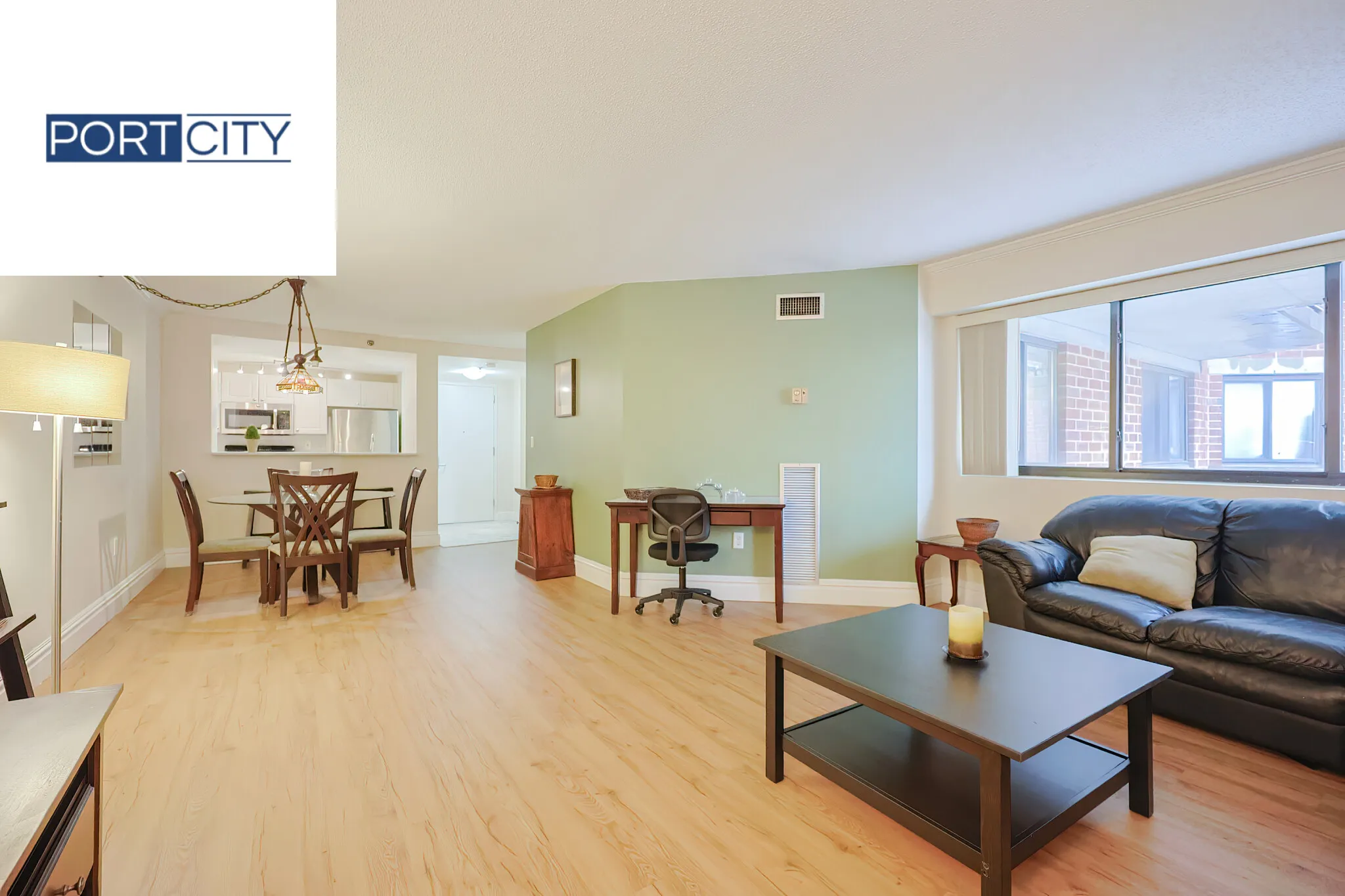 15 Beacon St, Downtown