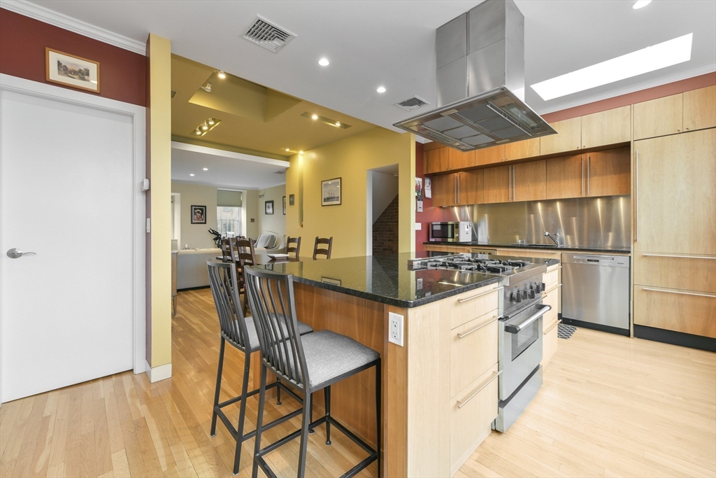 92 Chandler St, South End