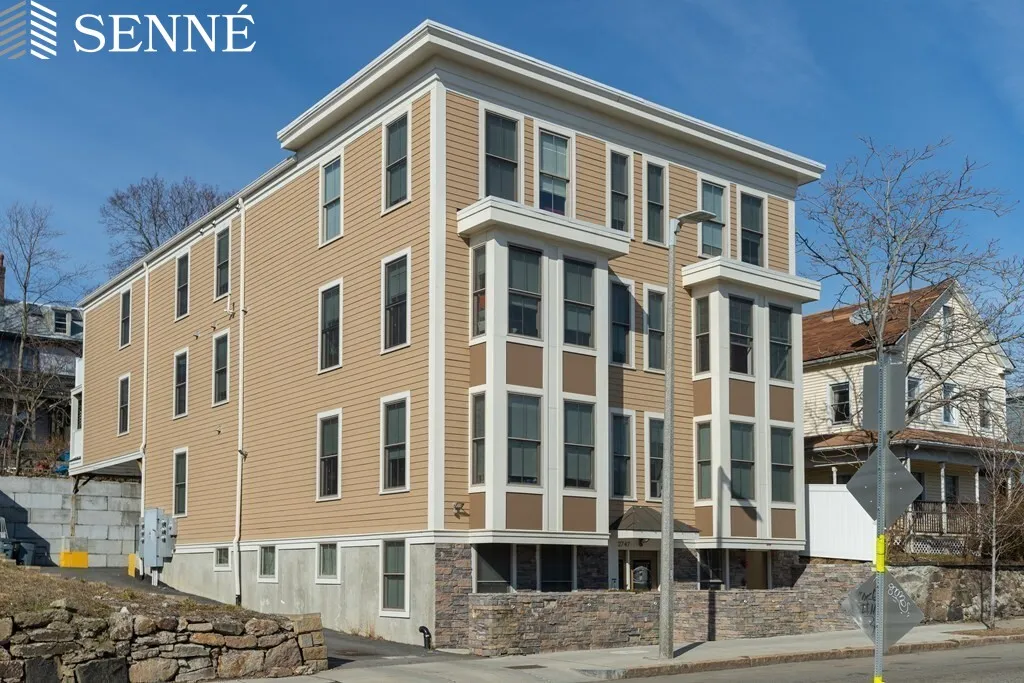 2747 Washington St, East Boston