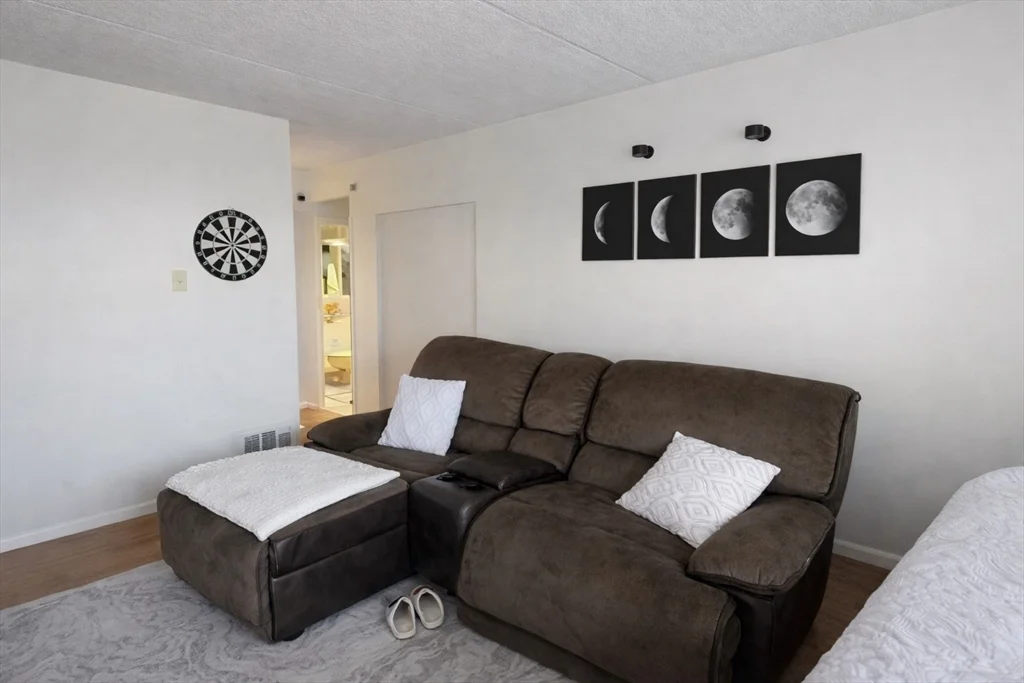 200 Swanton St, Winchester