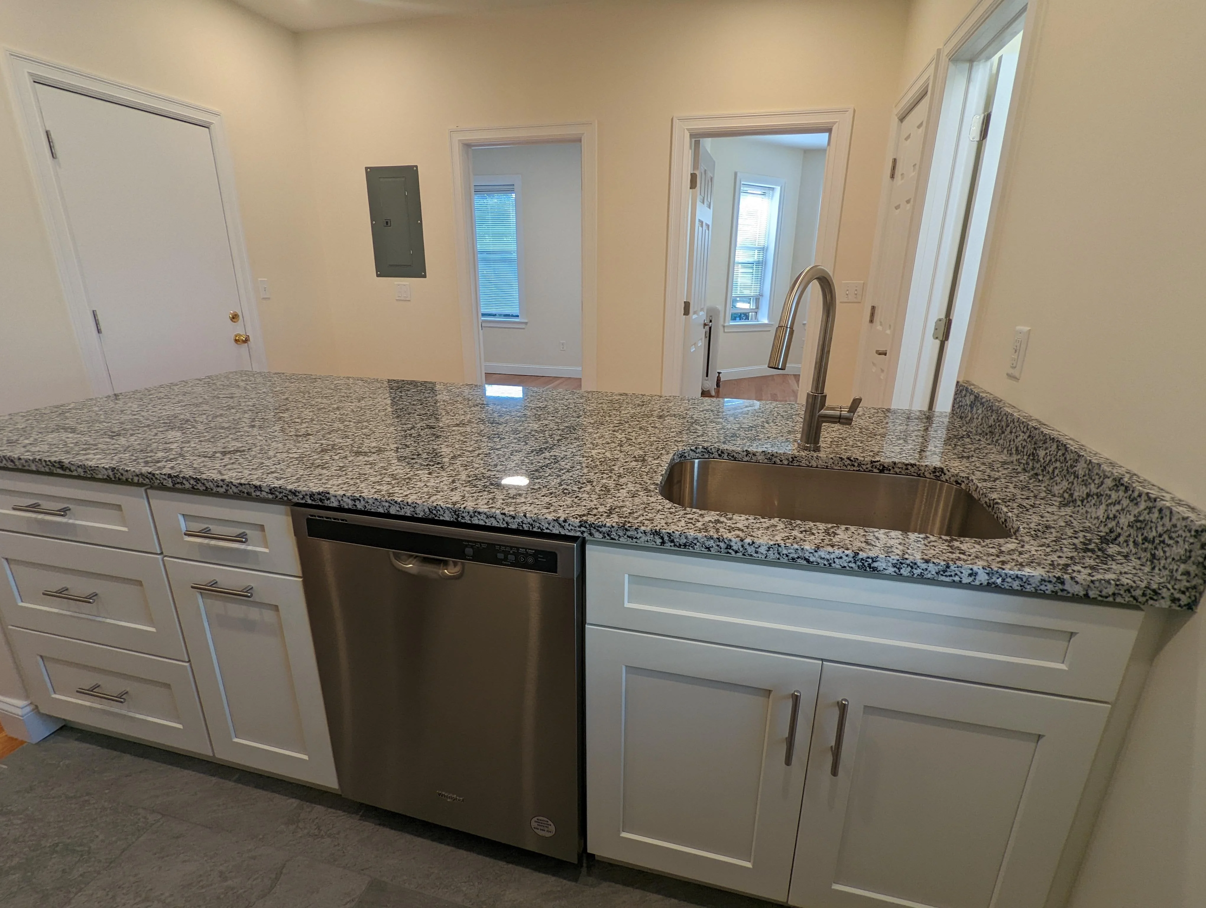 25 Queensberry St, Fenway
