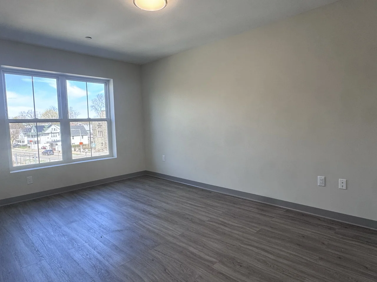 375 Cummins Highway, Hyde Park