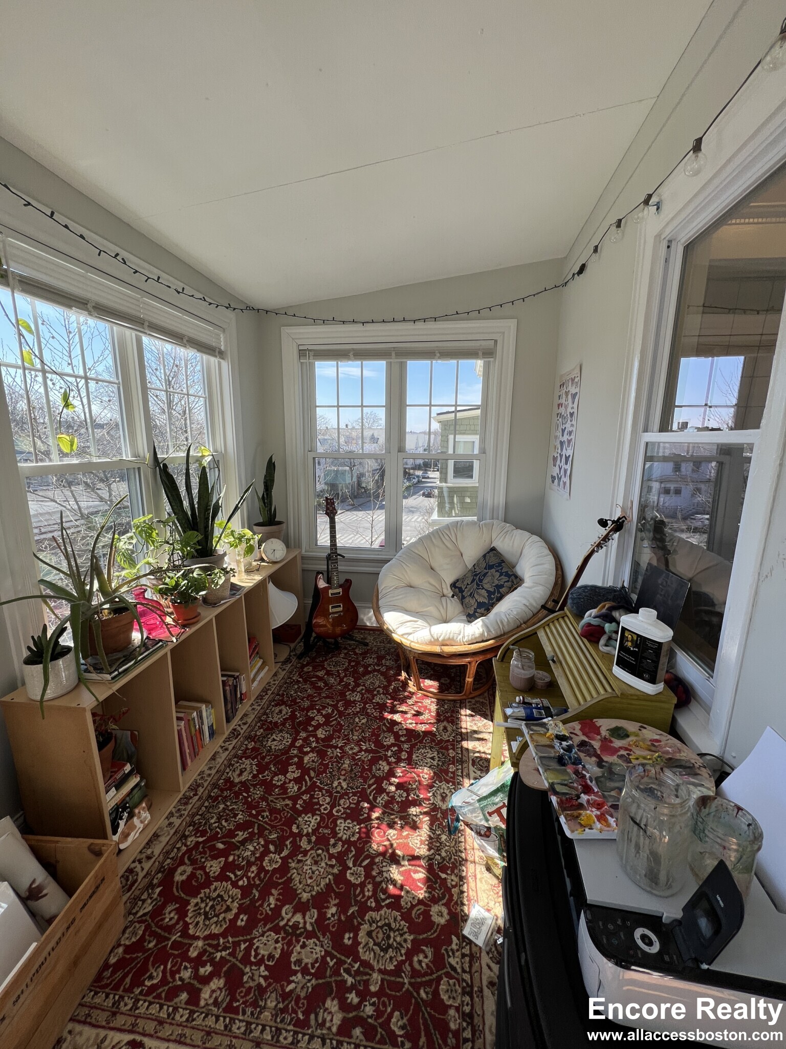 305 Highland Ave, Powder House Square