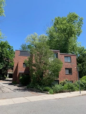 17 Healey, West Cambridge