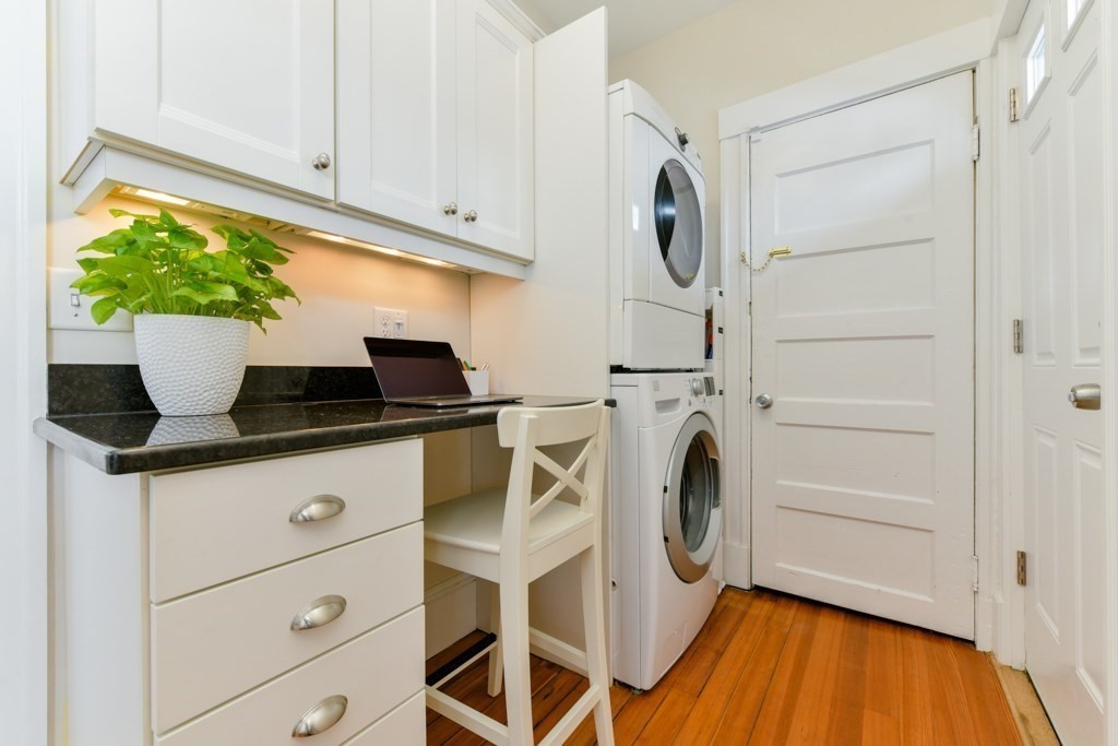 72 Lexington Ave, Davis Square