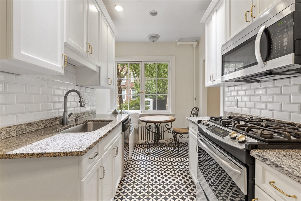 21 Chauncy St, Harvard Square