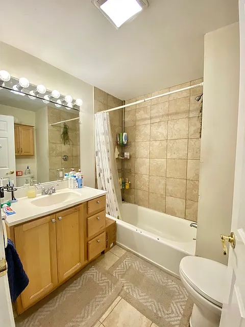 1021 Tremont St, Roxbury