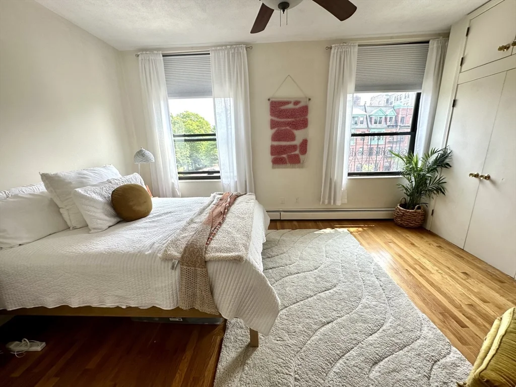 60 Charlesgate West, Back Bay