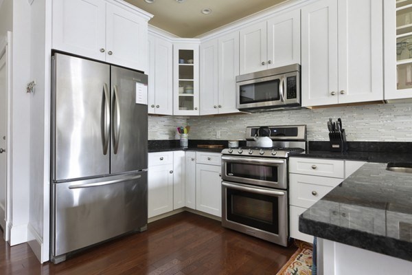 505 E 3rd St, South Boston