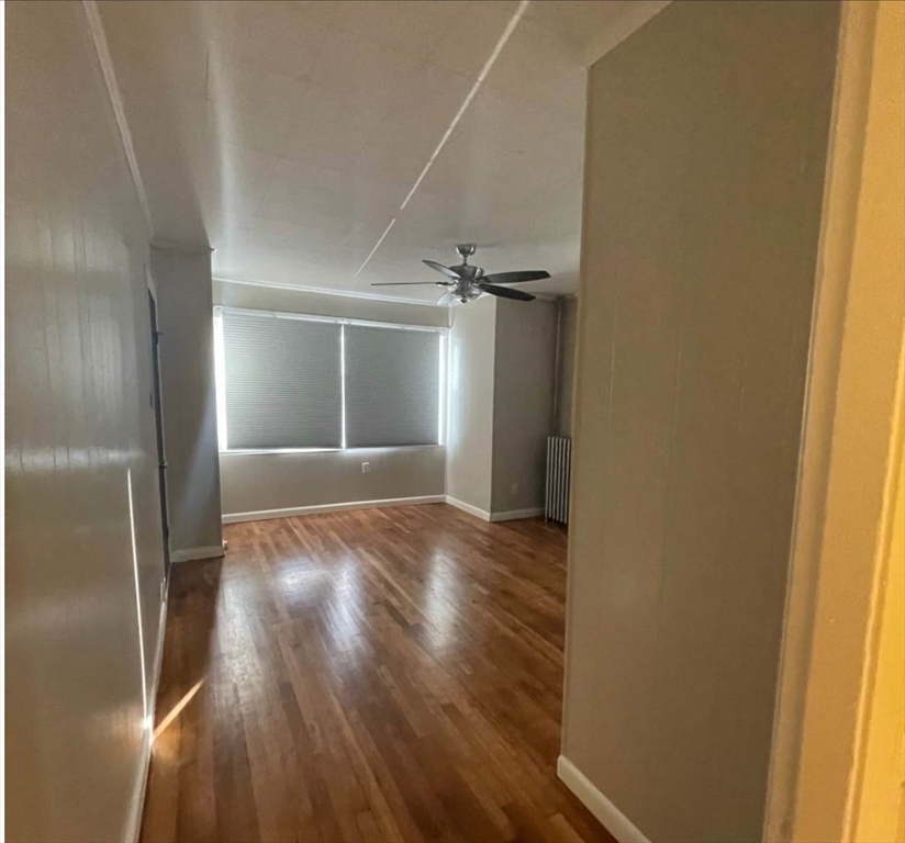 512 Pine St, Fall River