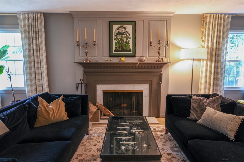 466 Longley Rd, Groton