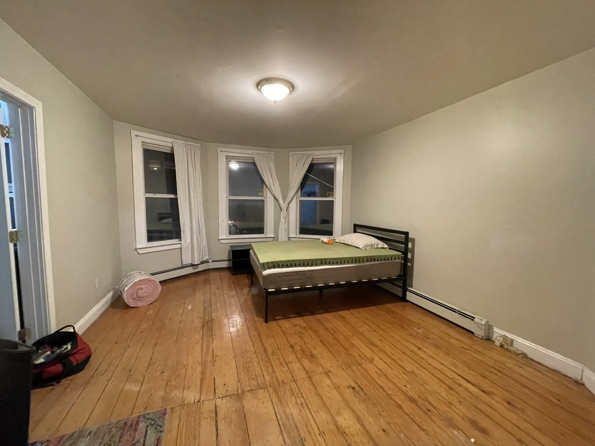 64 Pleasant St, Cambridgeport