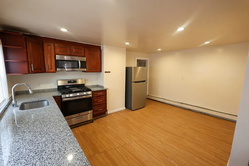 61 Boylston St, Faulkner
