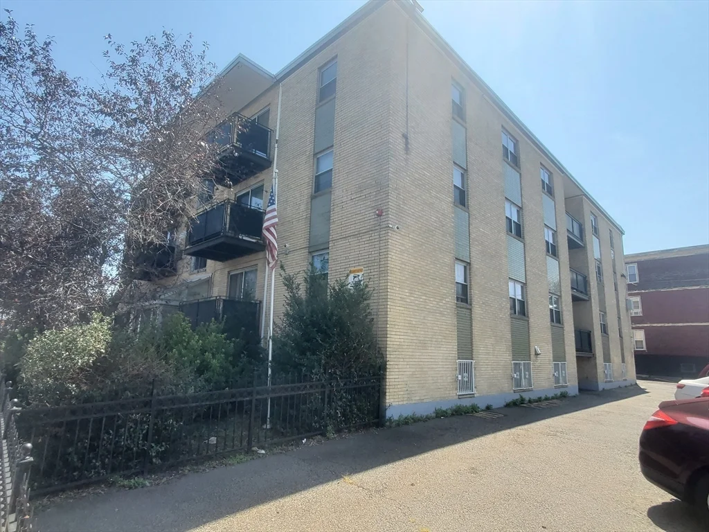 815 Morton, Mattapan