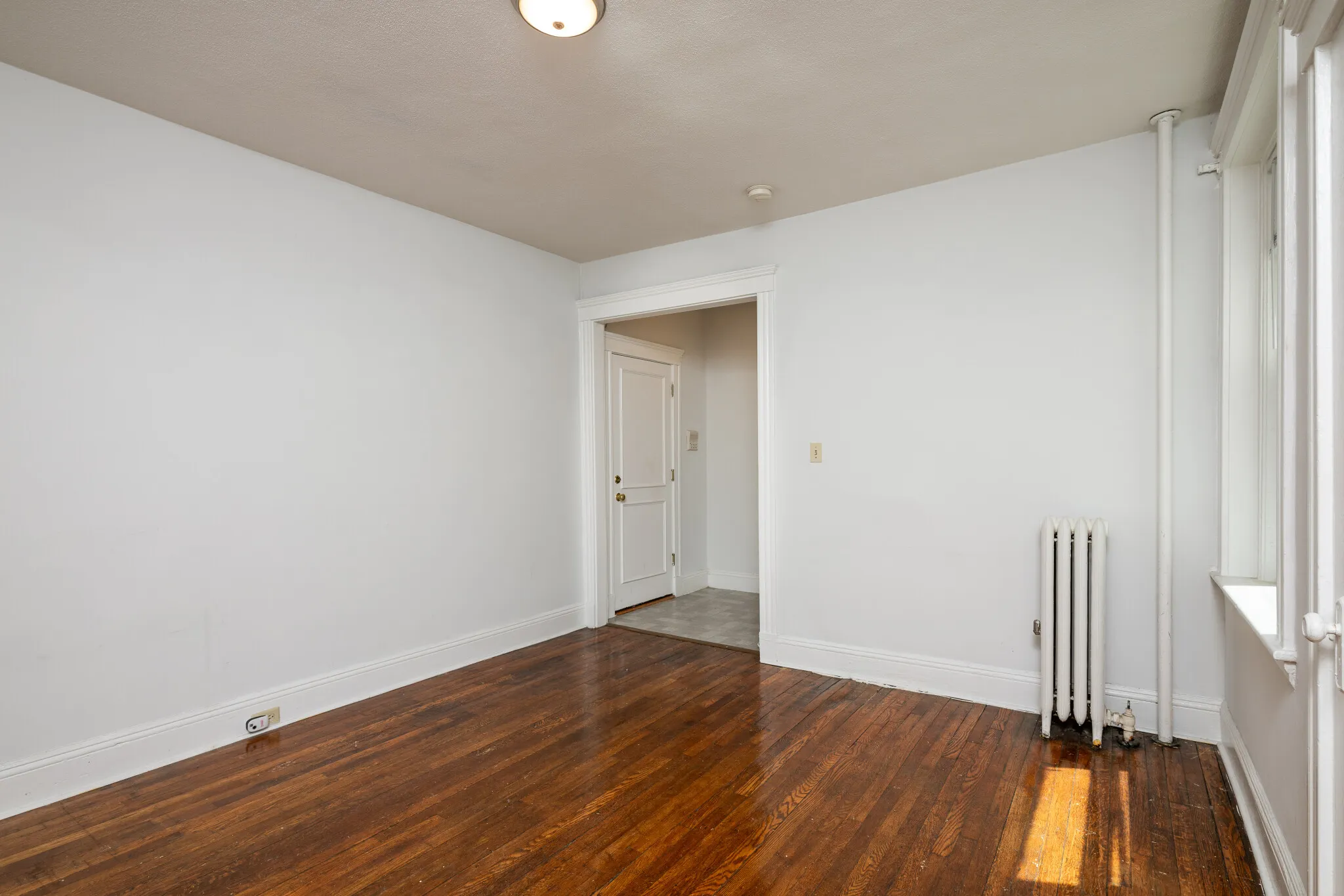 49 Worthington St, Mission Hill