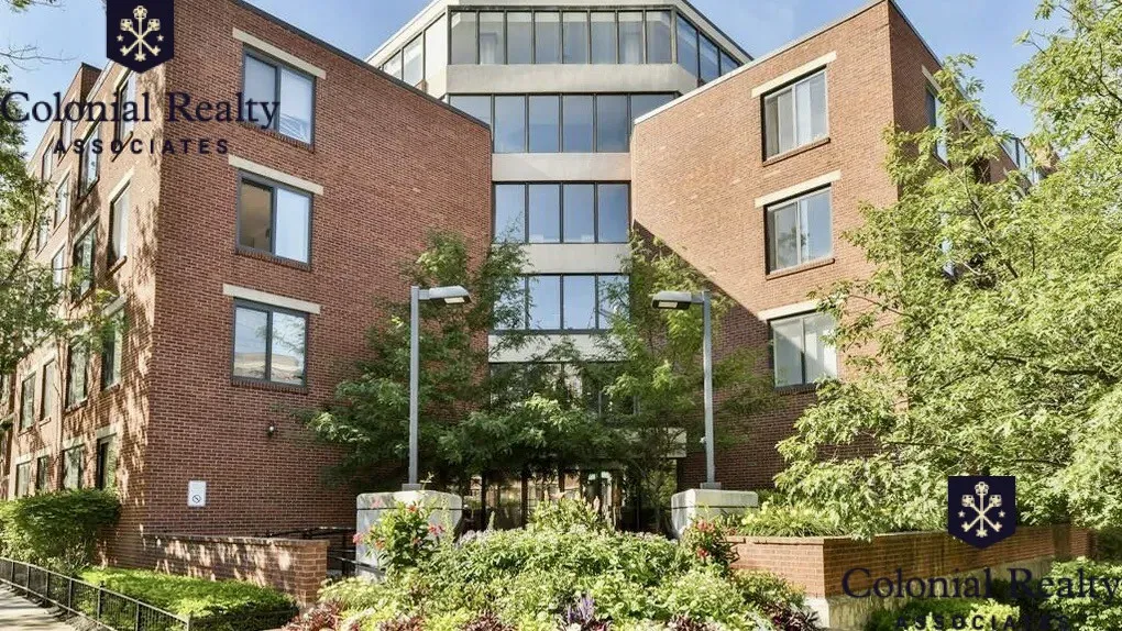 85 Brainerd Rd, Brighton