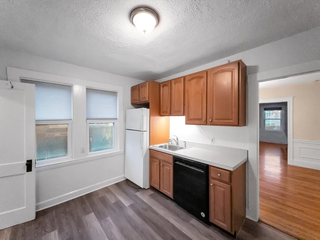 21 Bradwood St, Roslindale