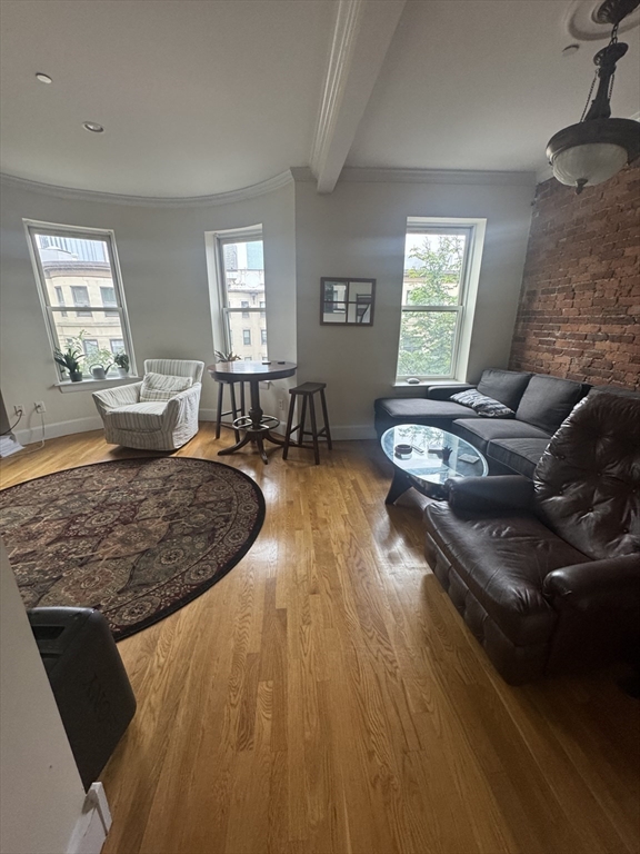 100 E Brookline St, South End