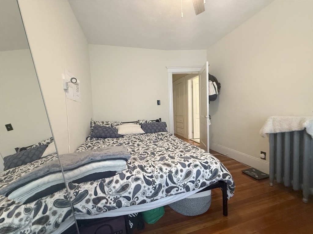 1472 Commonwealth Ave, Brighton