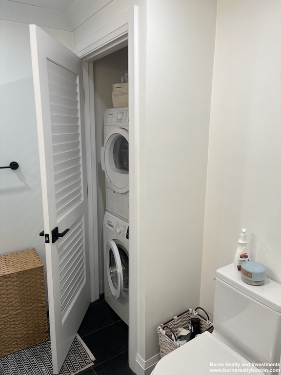 1430 Columbia Rd, South Boston