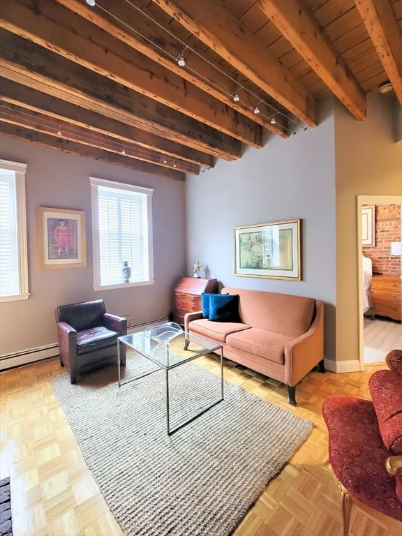 130 Fulton St, North End