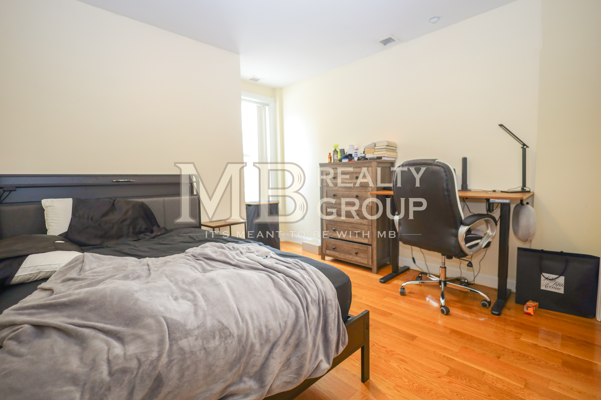 90 Westland Ave, Fenway