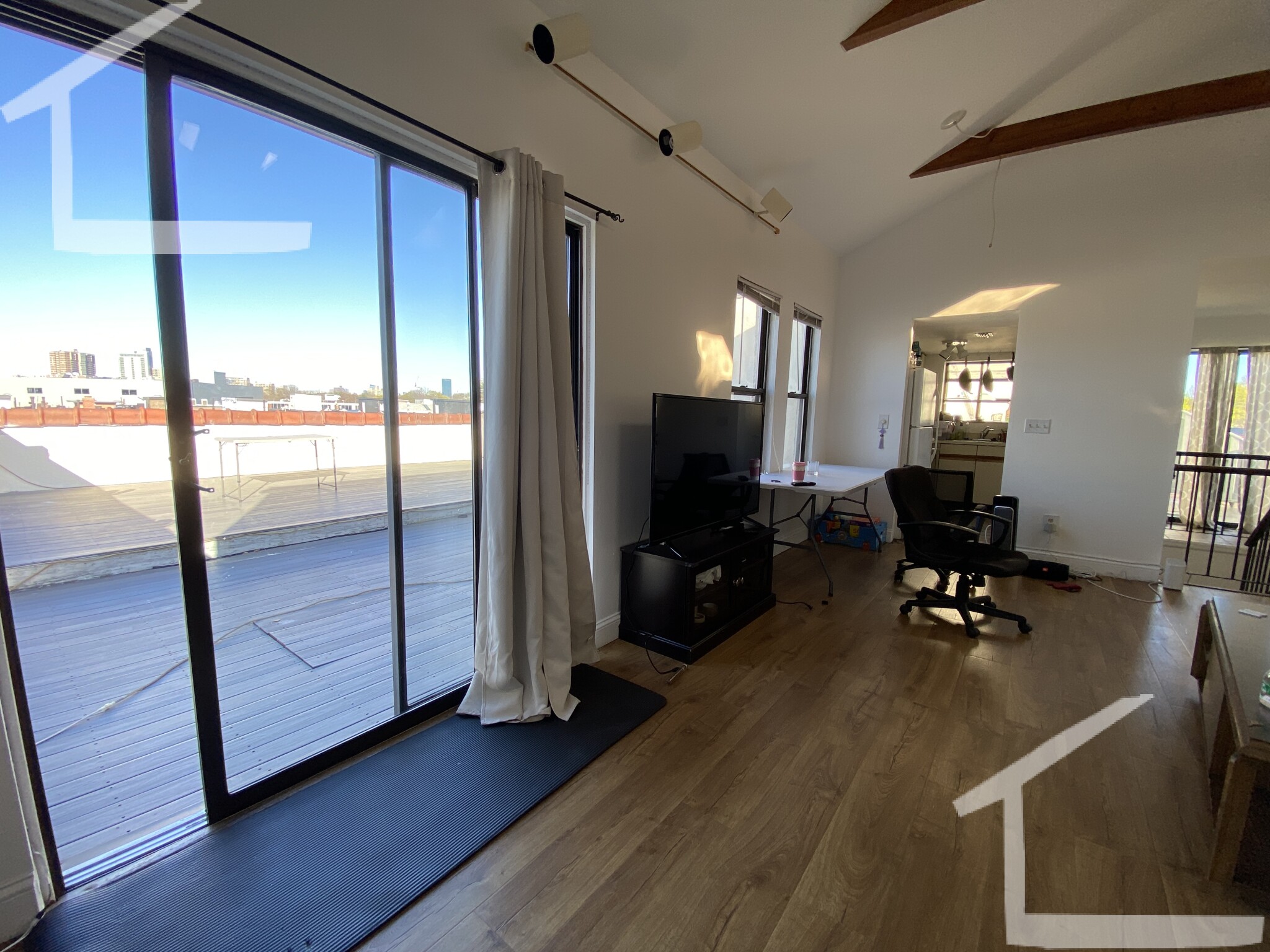 29 Brainerd Rd, Brighton