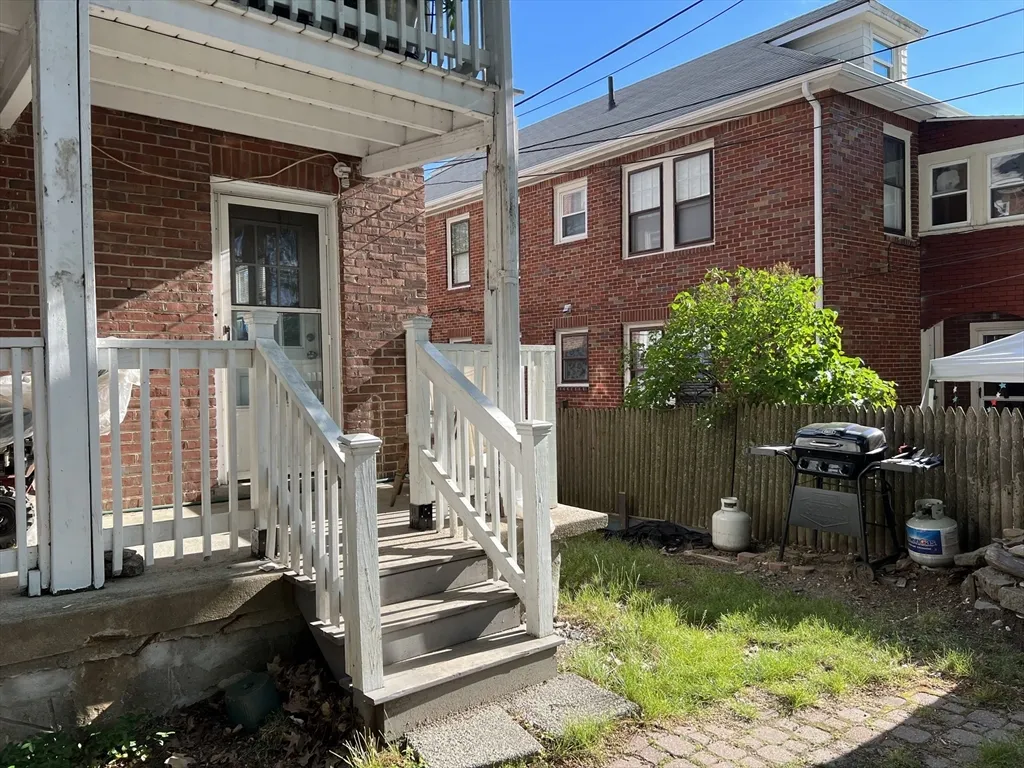 481 Washington St, Brighton